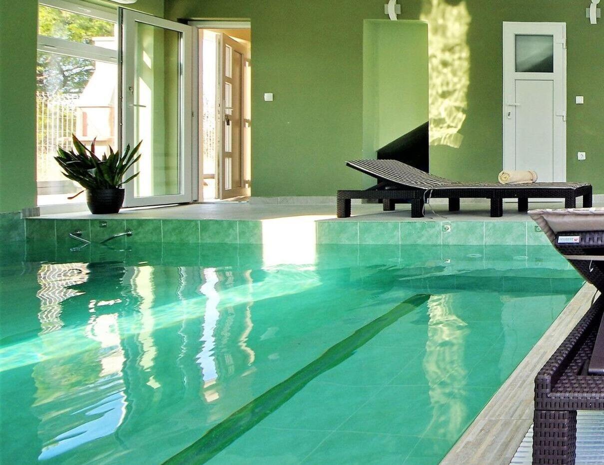 Villa Roko วีร์ ภายนอก รูปภาพ